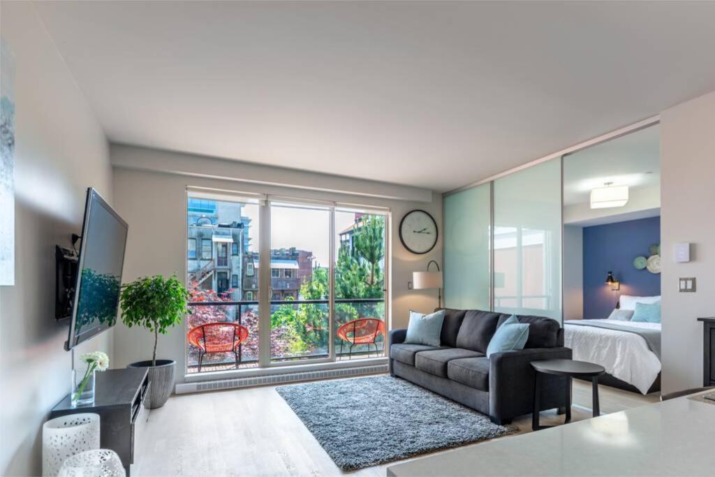 Clean 3Rd Floor Executive 1 Bedroom Apt In Old Town China Town Victoria Eksteriør billede